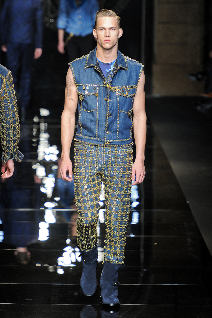 Versace 2012ﶬbDƬ