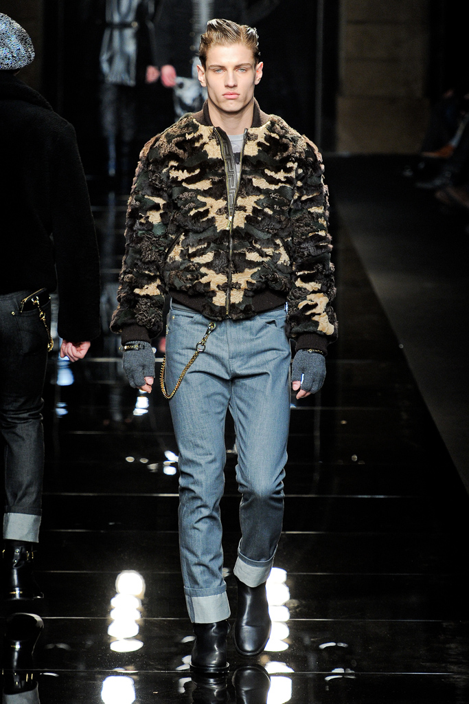 Versace 2012ﶬbDƬ