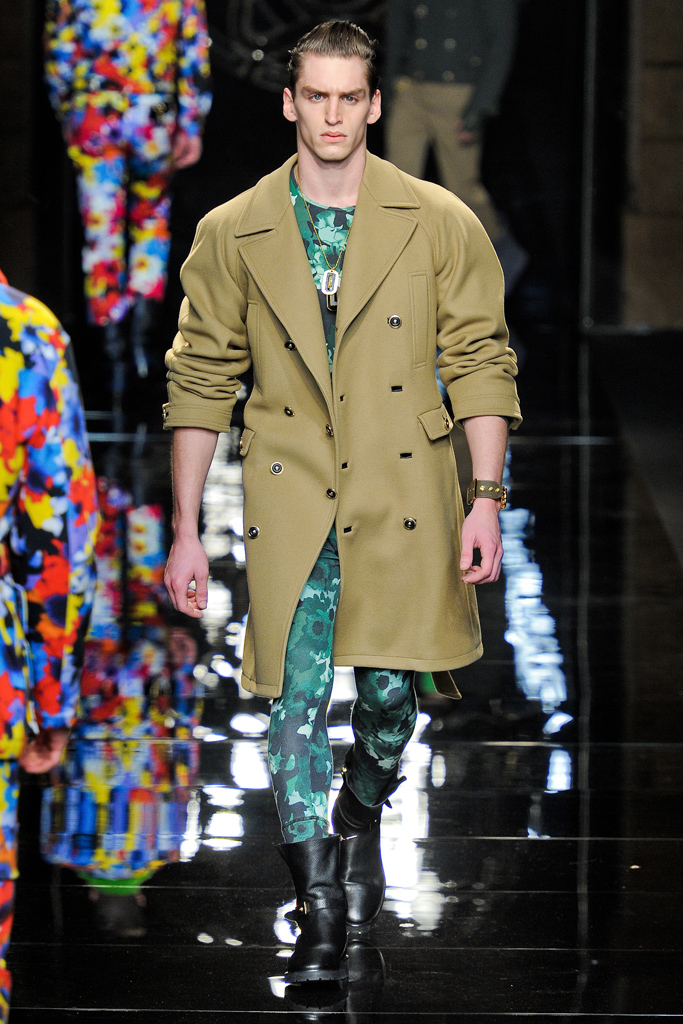 Versace 2012ﶬbDƬ