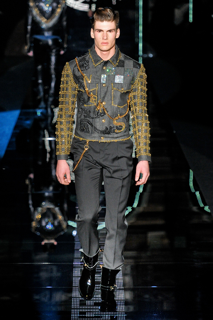 Versace 2012ﶬbDƬ