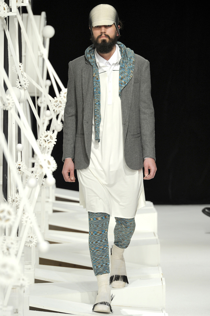 Henrik Vibskov 2012ﶬbDƬ