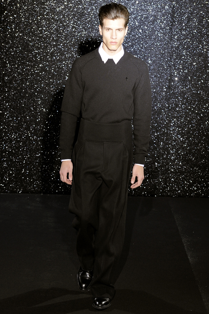 Mugler 2012ﶬbDƬ