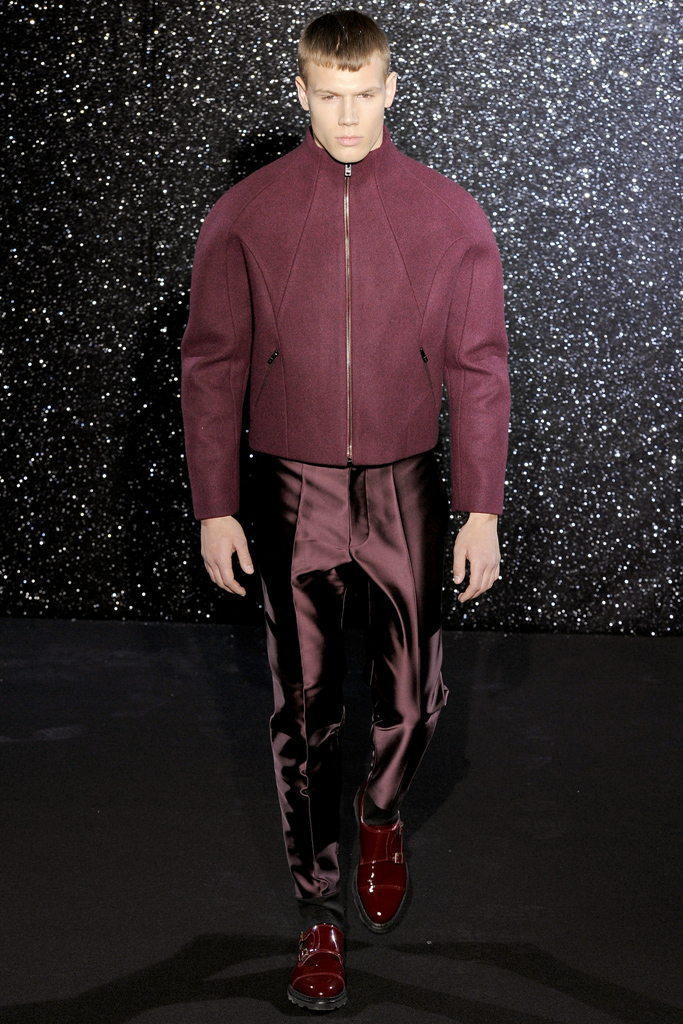 Mugler 2012ﶬbDƬ