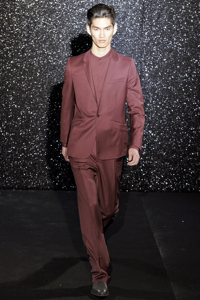 Mugler 2012ﶬbDƬ