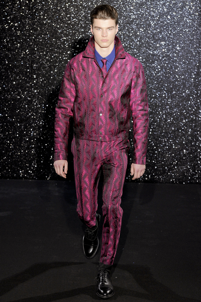 Mugler 2012ﶬbDƬ