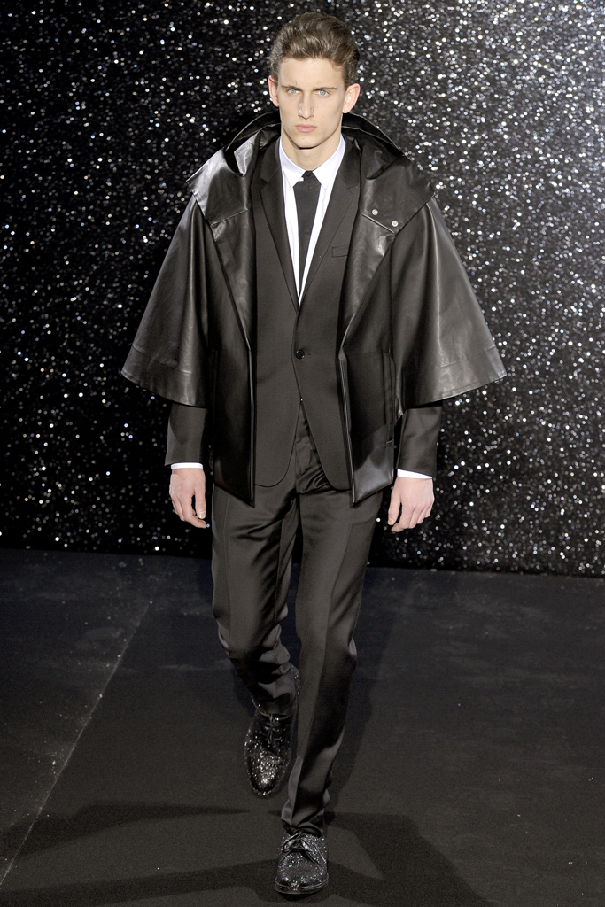 Mugler 2012ﶬbDƬ