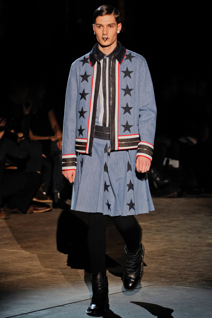 Givenchy 2012ﶬbDƬ