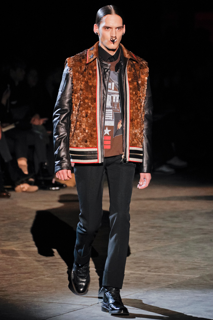 Givenchy 2012ﶬbDƬ