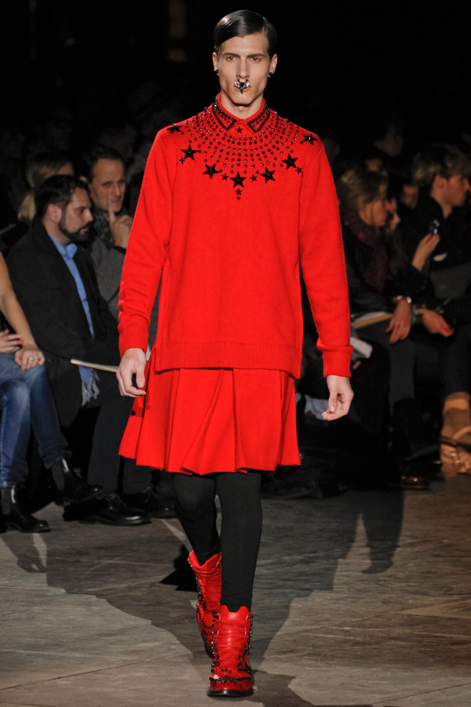 Givenchy 2012ﶬbDƬ