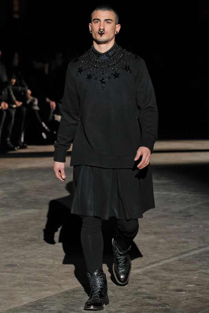 Givenchy 2012ﶬbDƬ