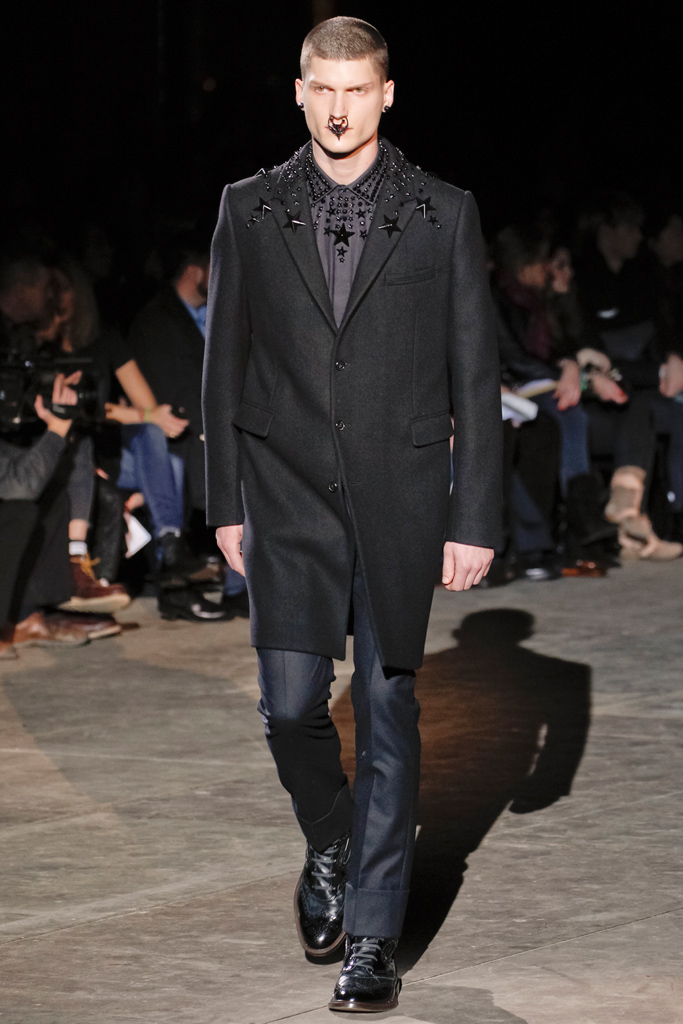 Givenchy 2012ﶬbDƬ