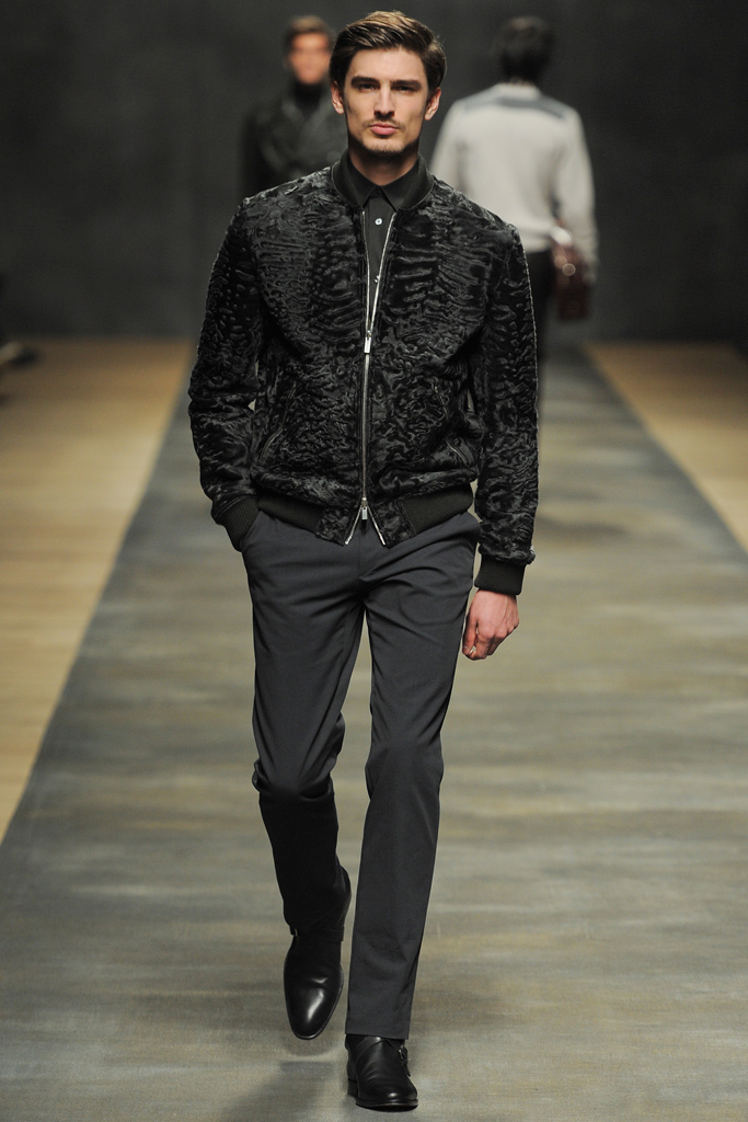 Hermes 2012ﶬbDƬ