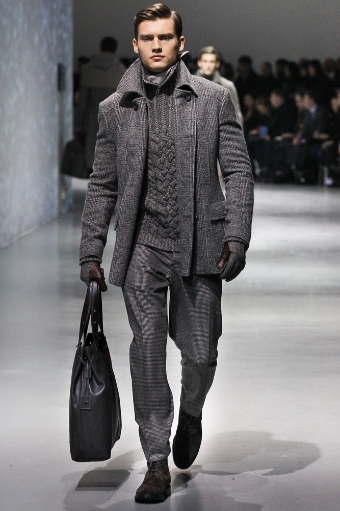 Corneliani 2012ﶬbDƬ
