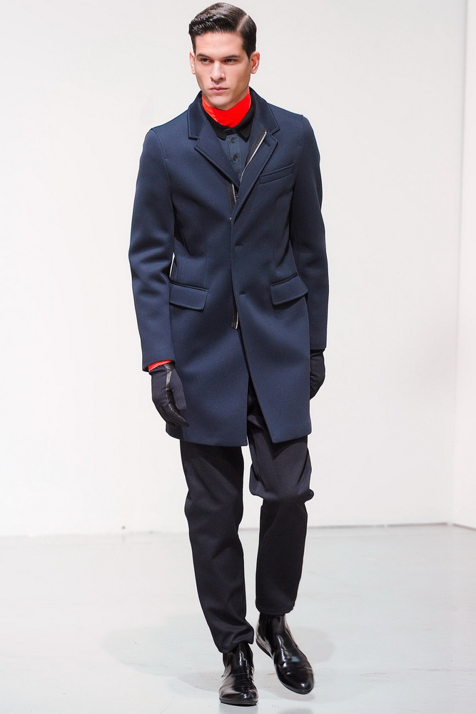 Dirk Bikkembergs 2012ﶬbDƬ