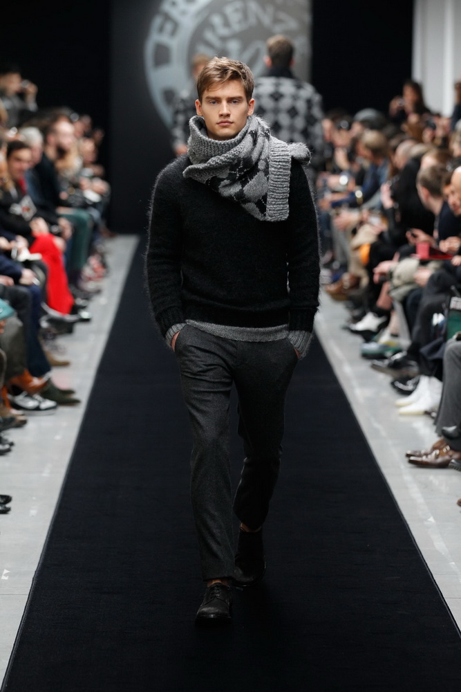 Ermanno Scervino 2012ﶬbDƬ
