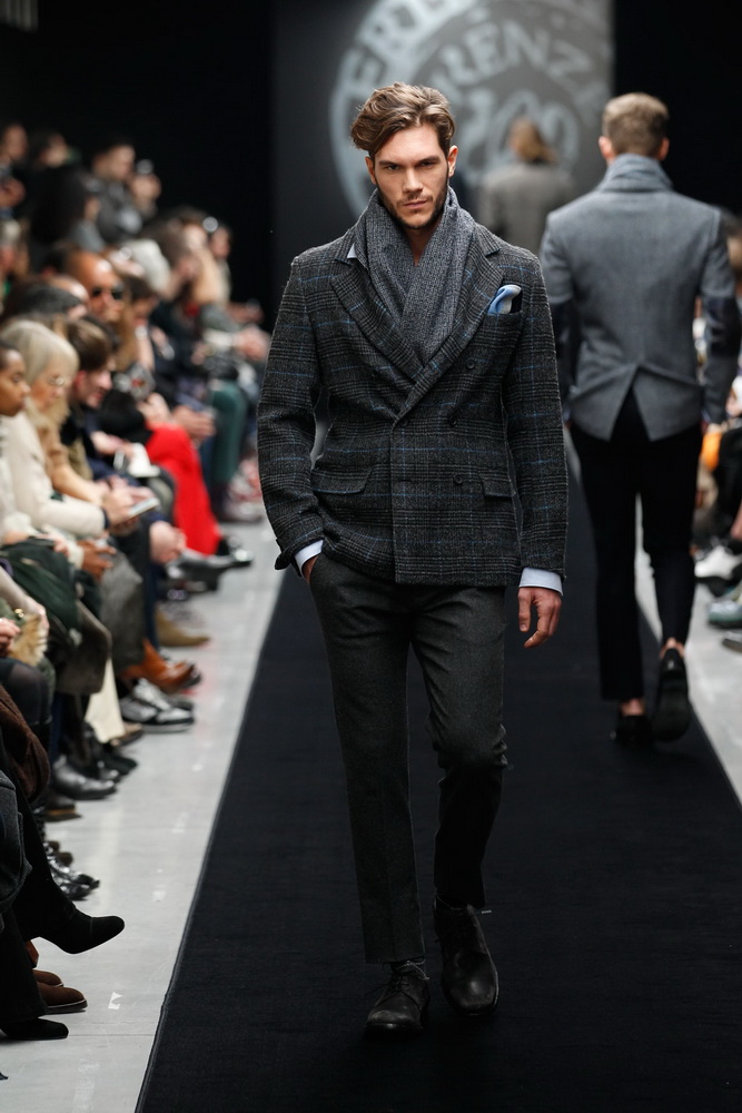 Ermanno Scervino 2012ﶬbDƬ
