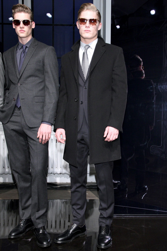 DKNY 2012ﶬbDƬ