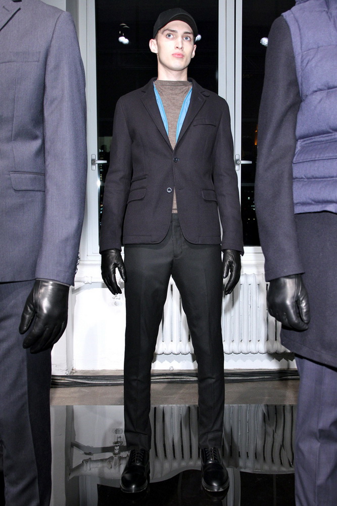DKNY 2012ﶬbDƬ