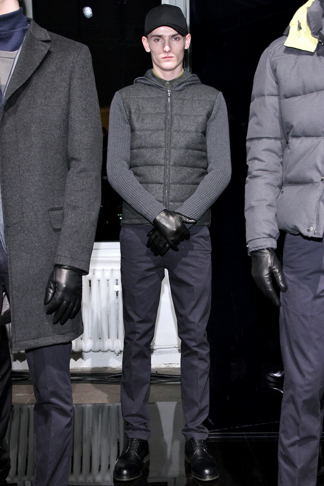 DKNY 2012ﶬbDƬ