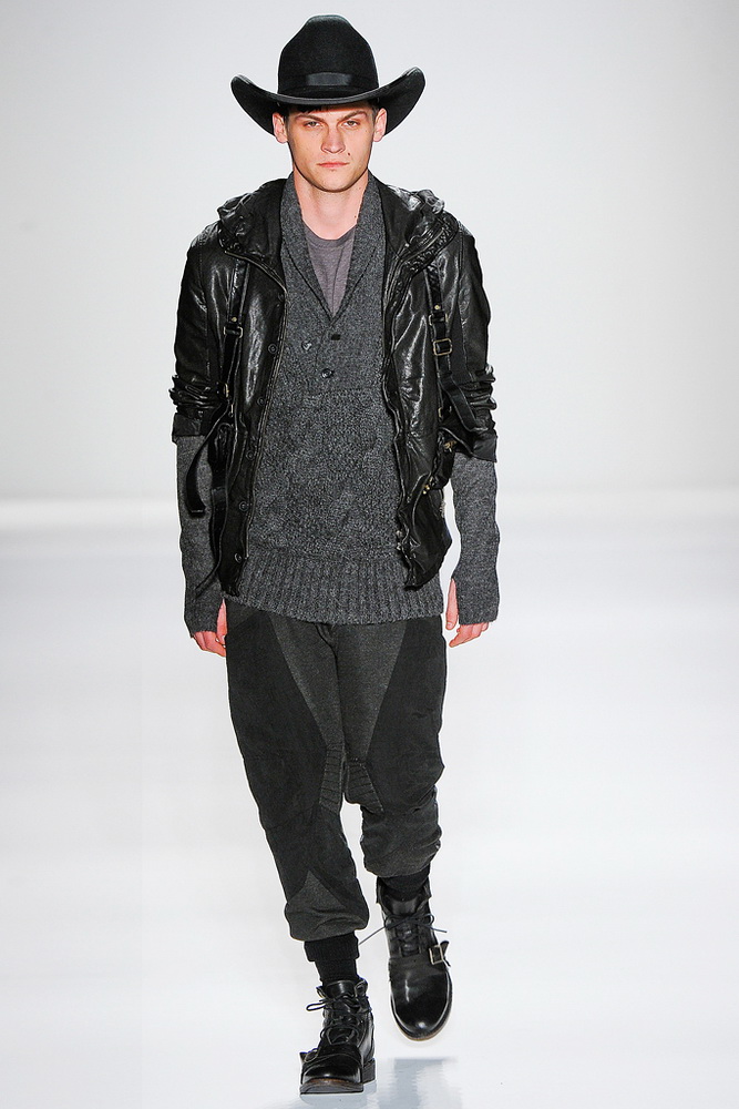 Nicholas K 2012ﶬbDƬ