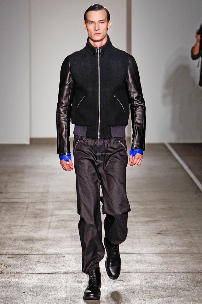 Tim Coppens 2012ﶬbDƬ