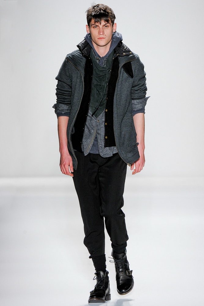 Nicholas K 2012ﶬ¸DƬ