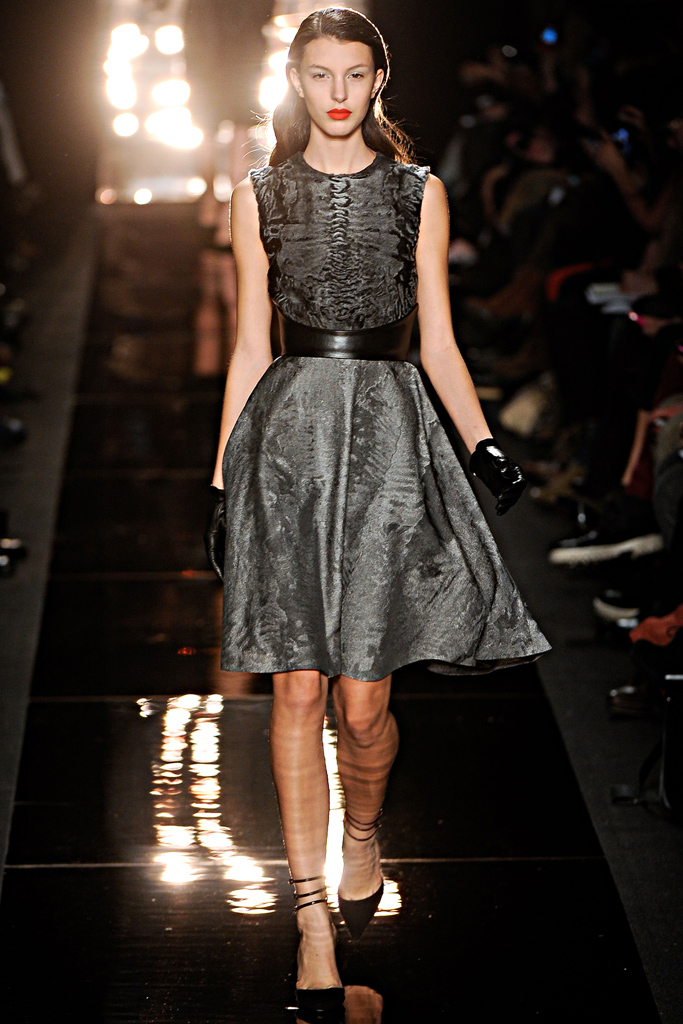 Monique Lhuillier 2012ﶬ¸DƬ
