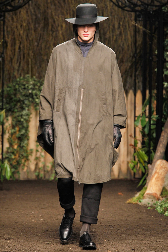 Robert Geller 2012ﶬbDƬ