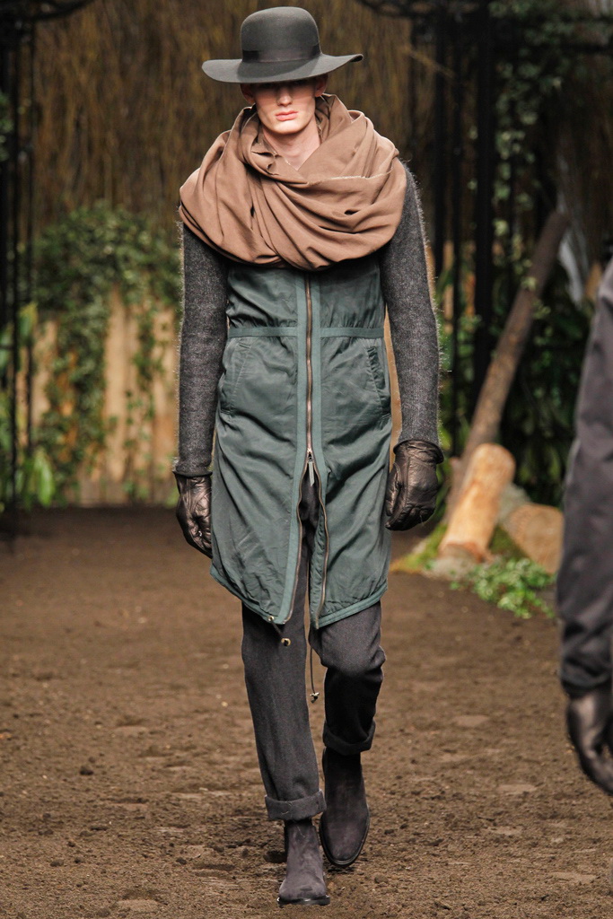 Robert Geller 2012ﶬbDƬ