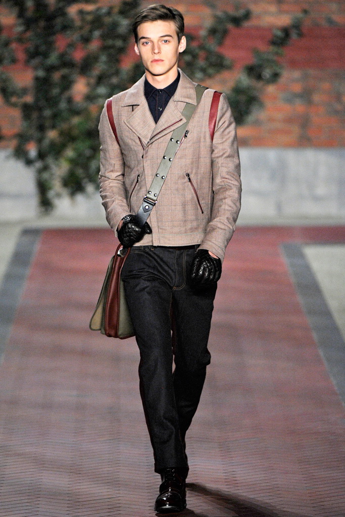 Tommy Hilfiger 2012ﶬbDƬ