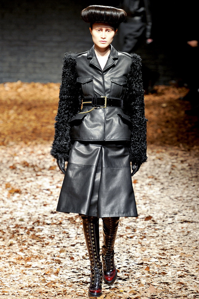 McQ 2012ﶬ¸DƬ