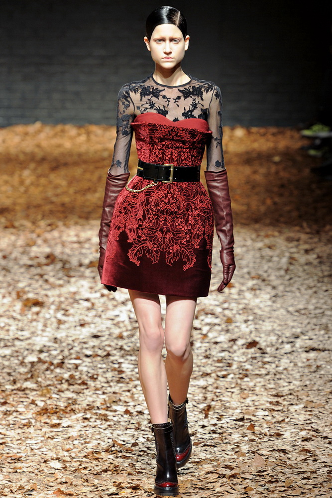McQ 2012ﶬ¸DƬ