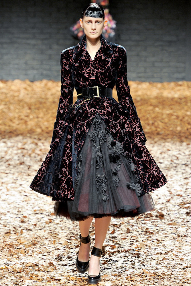 McQ 2012ﶬ¸DƬ