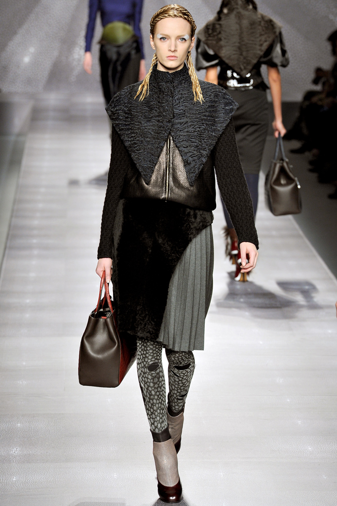 Fendi 2012ﶬ¸DƬ
