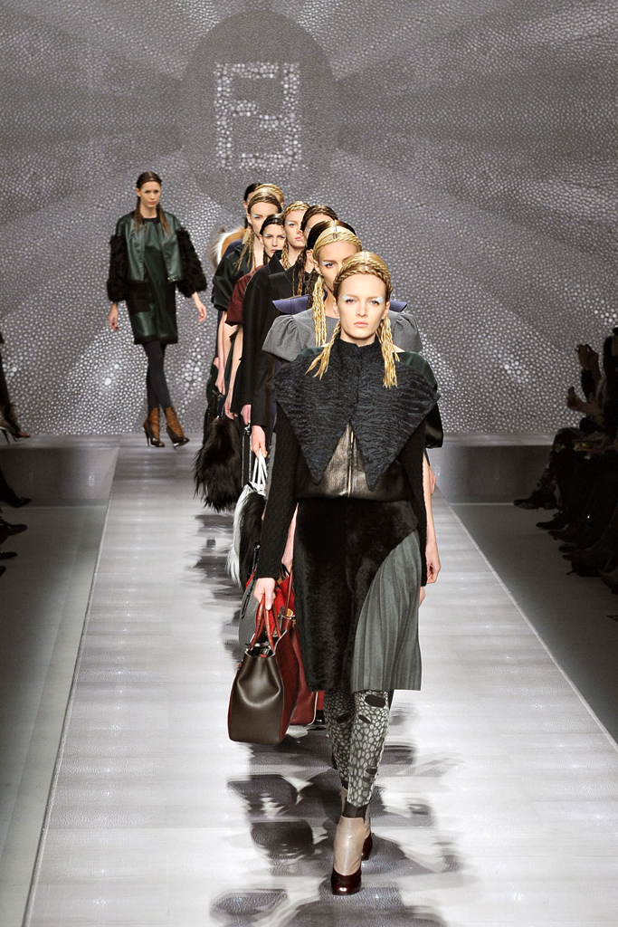 Fendi 2012ﶬ¸DƬ