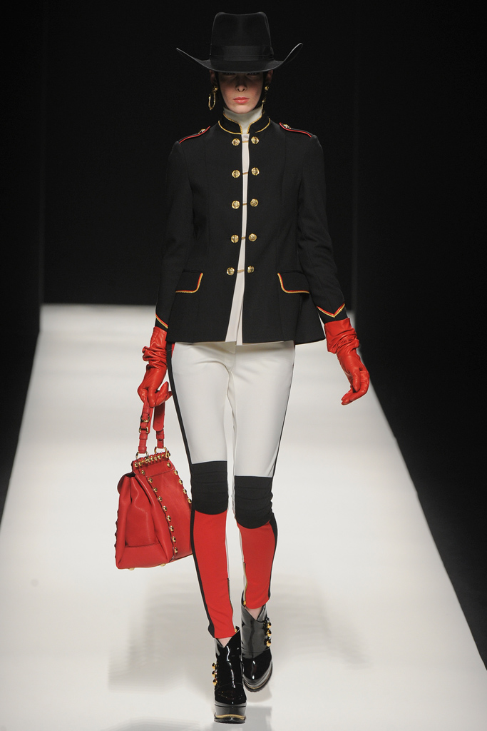 Moschino 2012ﶬ¸DƬ