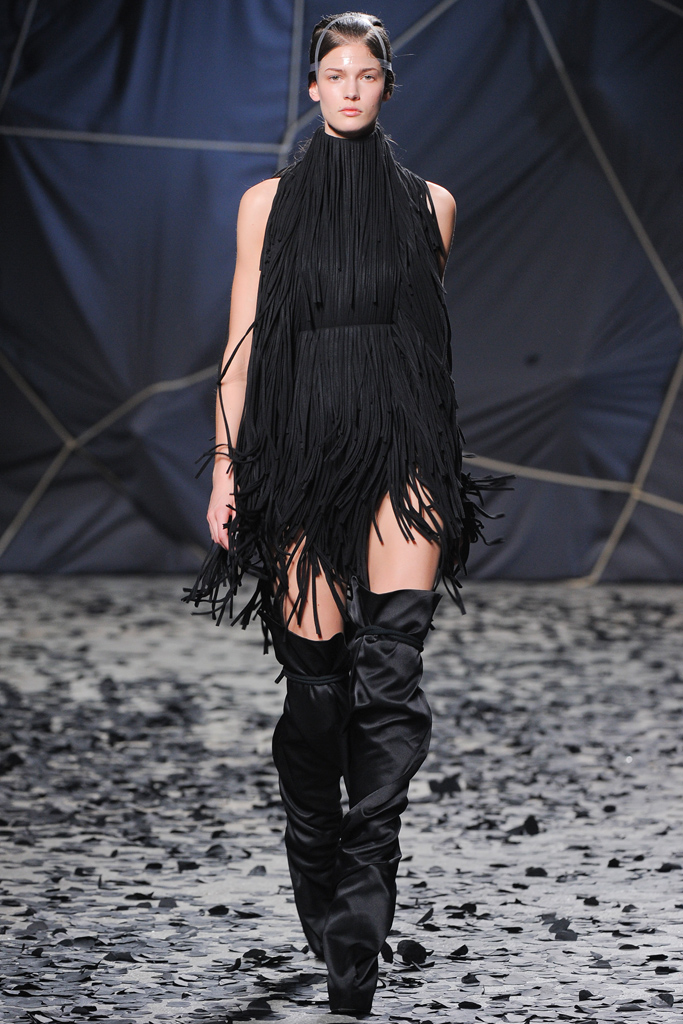 Gareth Pugh 2012ﶬ¸DƬ