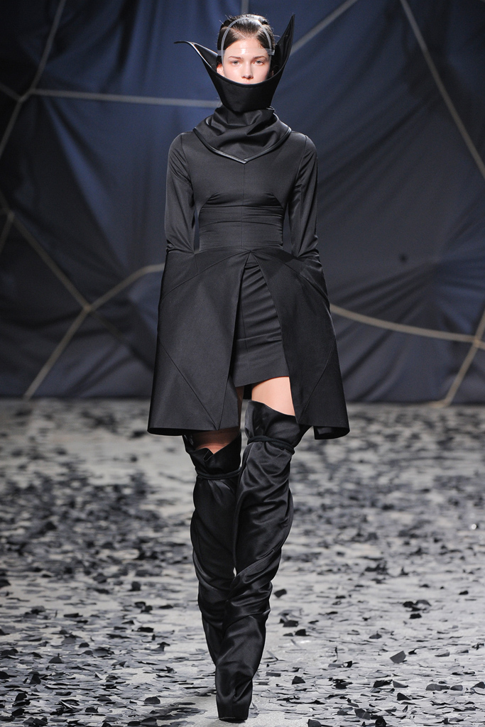 Gareth Pugh 2012ﶬ¸DƬ