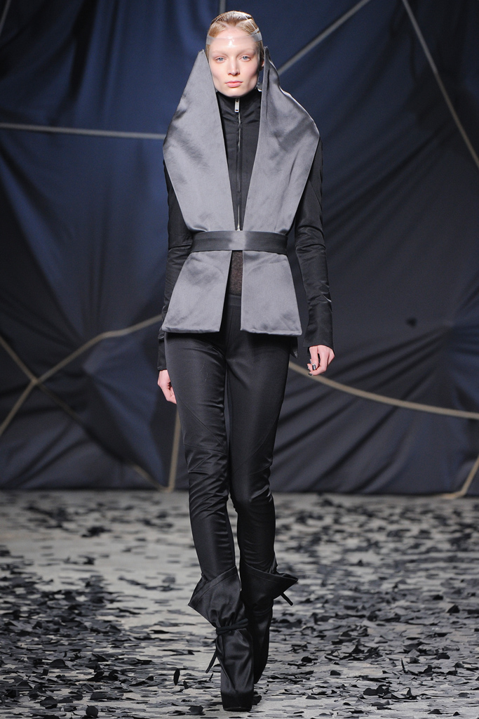 Gareth Pugh 2012ﶬ¸DƬ