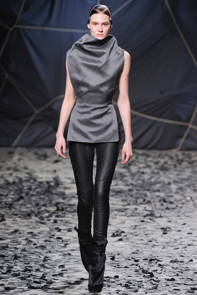 Gareth Pugh 2012ﶬ¸DƬ