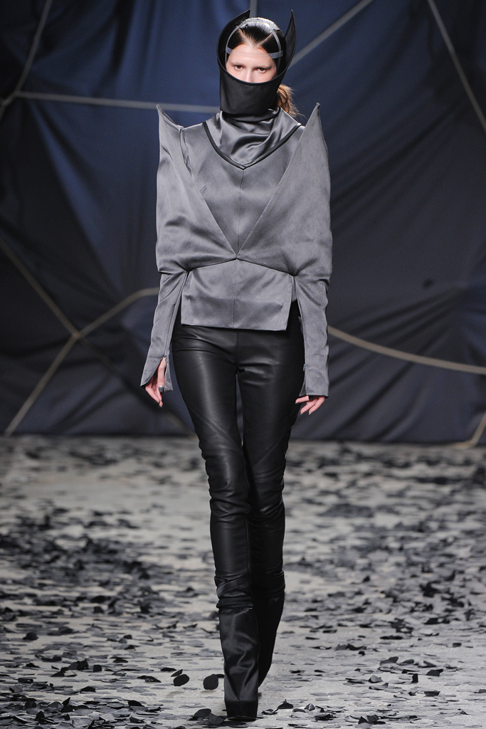 Gareth Pugh 2012ﶬ¸DƬ