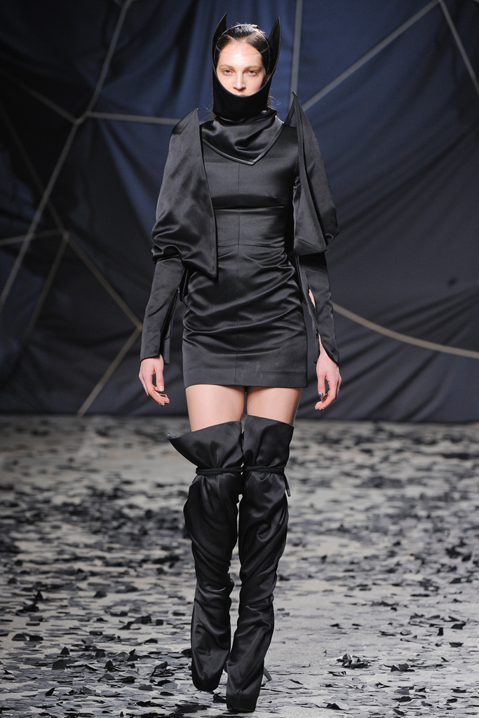 Gareth Pugh 2012ﶬ¸DƬ