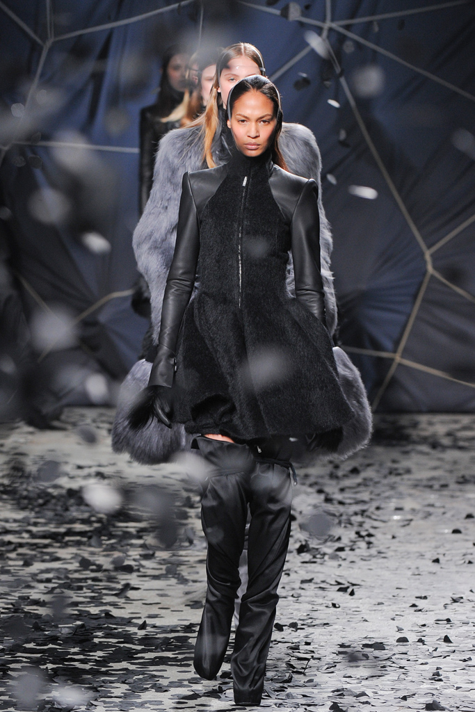 Gareth Pugh 2012ﶬ¸DƬ