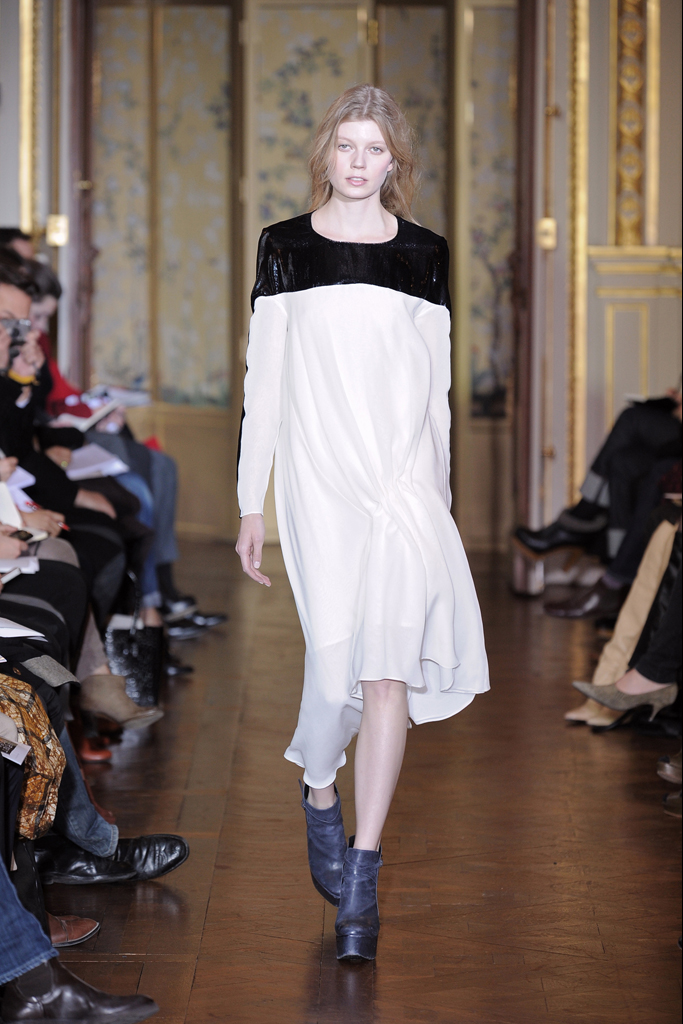 Anne Valerie Hash 2012ﶬϵиDƬ