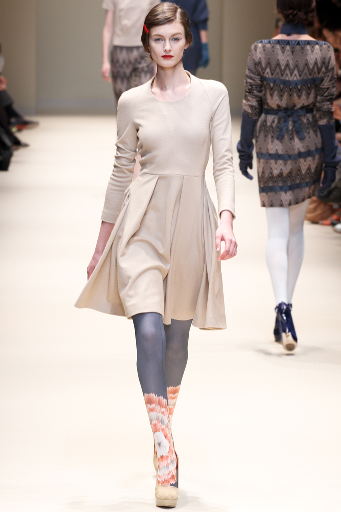 Cacharel 2012ﶬϵиDƬ