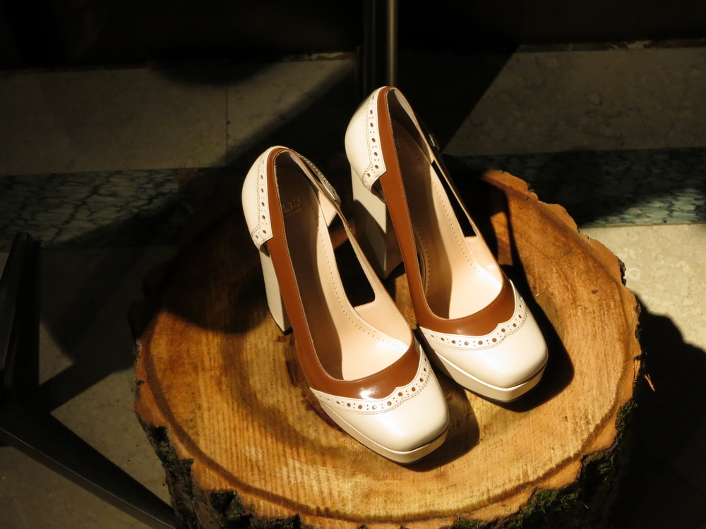 Bally ReseeDƬ