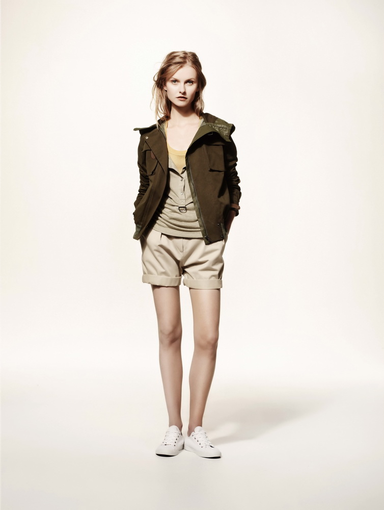 LACOSTE 2012 Woman Lookbook DƬ