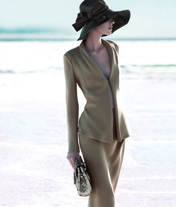 Giorgio Armani 2012ŮbV DƬ