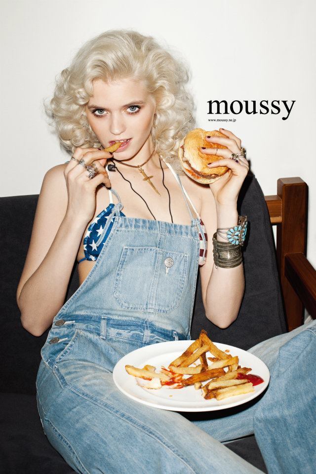 Moussy 2012ďV DƬ