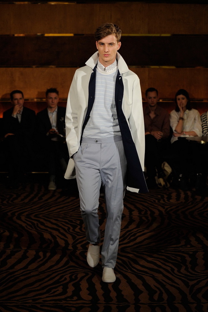 Joseph Abboud 13bDƬ